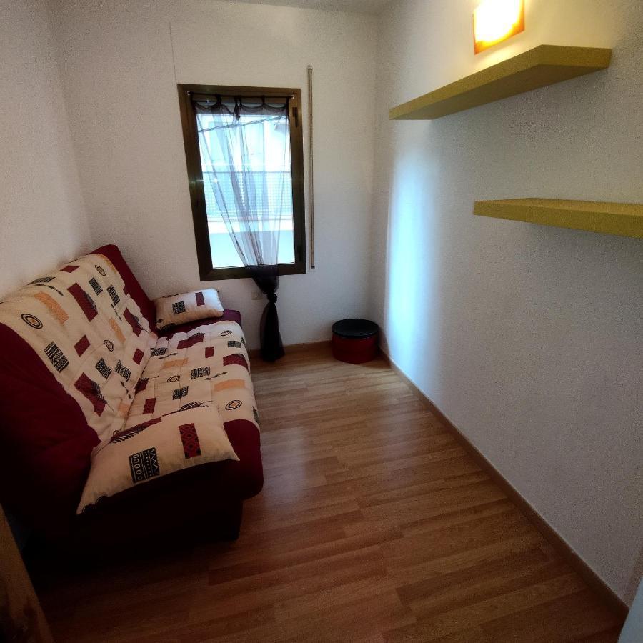 Appartement T4 A 100 Metres De La Plage Ρόζες Εξωτερικό φωτογραφία