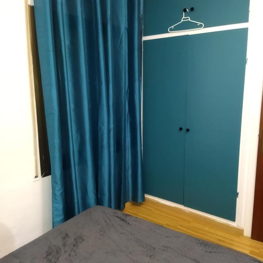 Appartement T4 A 100 Metres De La Plage Ρόζες Εξωτερικό φωτογραφία